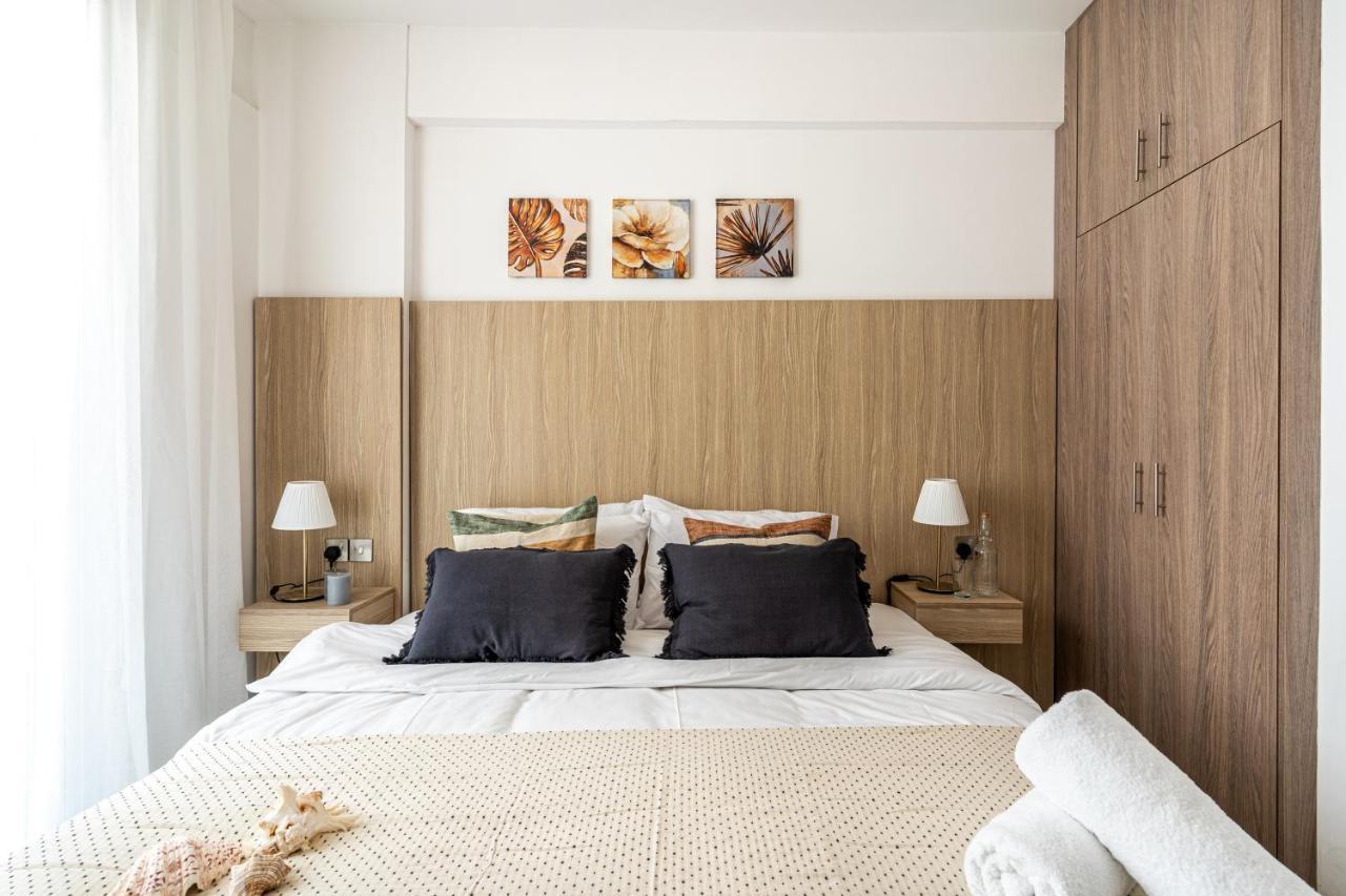 Beach Daze 1-Br Apt By Finikoudes Beach Lárnaka Kültér fotó